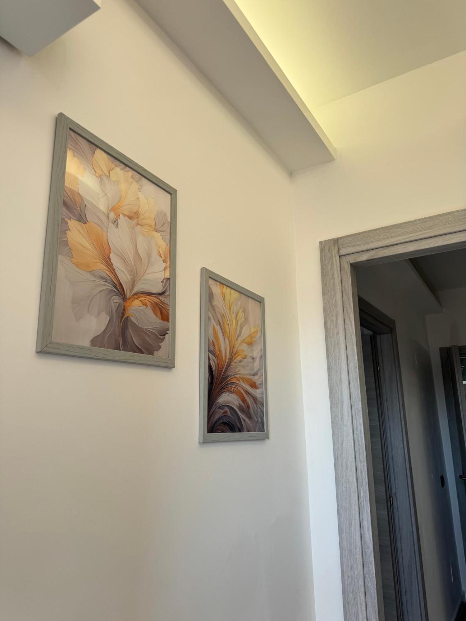 Bellavita House 2br With Private Parking In