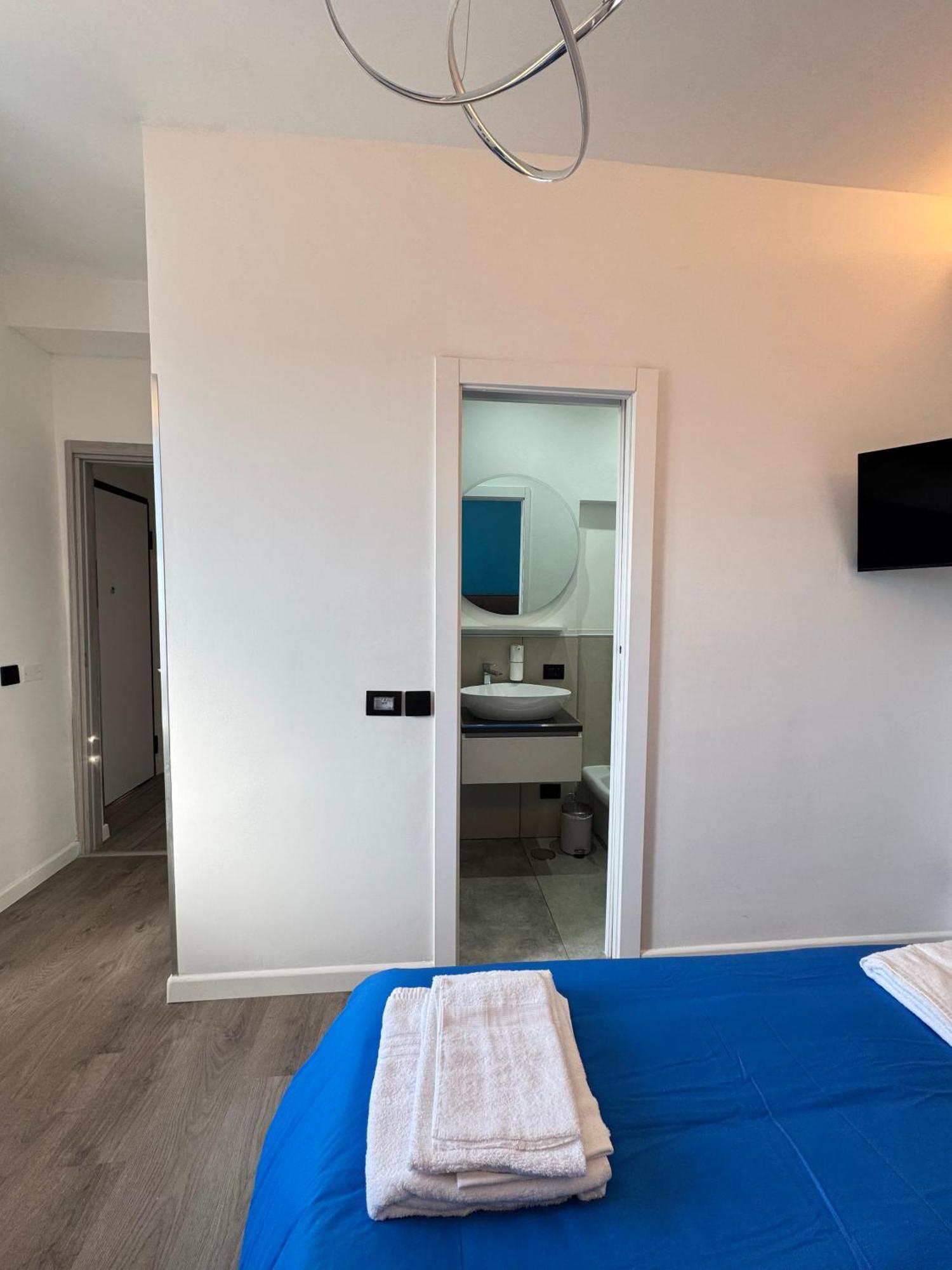 Bellavita House 2br With Private Parking In Apartment Rom
