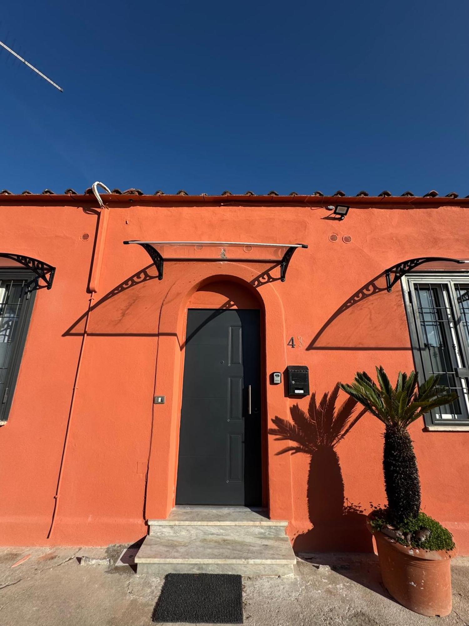 Apartment Bellavita House 2br With Private Parking In *