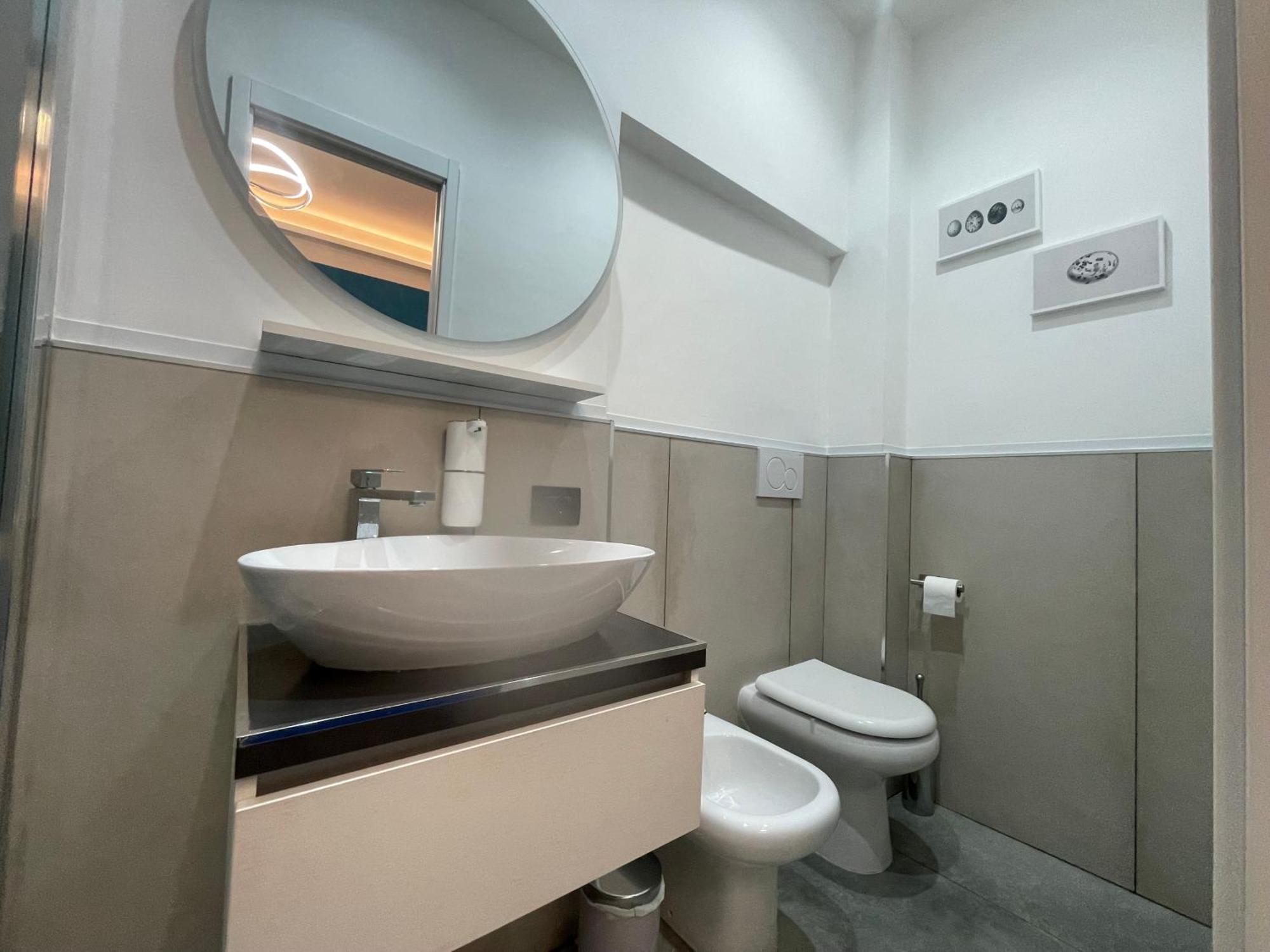 Bellavita House 2br With Private Parking In Apartment Rom